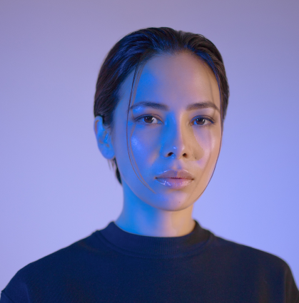 robbie lens portrait photo
